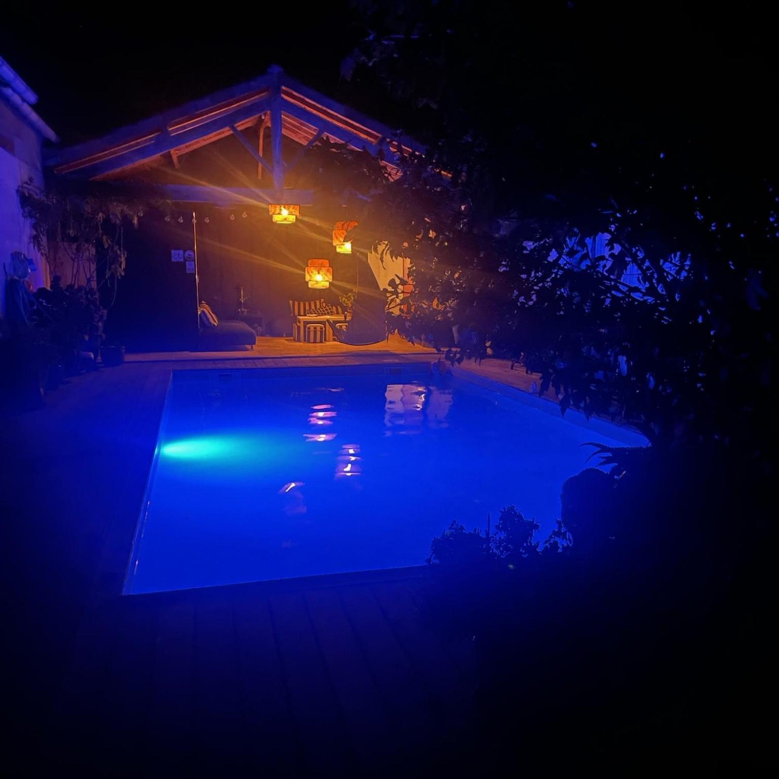 Buky Palace Pons Exterior foto